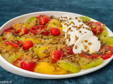 Salade de tomates, mozzarella et granola salé