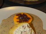 Jambonnette de volaille farcie au foie gras raisins blonds et noisettes torréfiées en basse cuisson