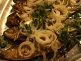 Sardines Grillées Servies Froides aux Oignons