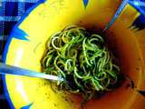 Spaghettis de courgettes au pesto ; 2 ingrédients pour jour de canicule