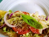 Toast à l'avocat, à l'houmos, à la salade de chou, etc