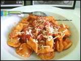 Orecchiette et maccheroncini à la sauce tomate/Orecchiette e maccheroncini al sugo