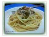 Spaghetti, thon, olives et câpres/Spaghetti, tonno, olive e capperi