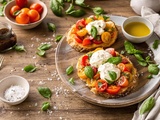 Bruschetta aux tomates anciennes et burrata fait fondre tous mes invités