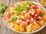 Je sers cette salade de melon en entrée ou en plat : jolie, appétissante et vraiment délicieuse