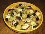 Salade de grenailles aux oeufs de caille et aux olives