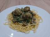 Spaghettis sauce champignons, épinards, parmesan aux boulettes de viandes