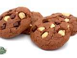Cookies  Végétaliens  chocolat, noix de cajou et dattes