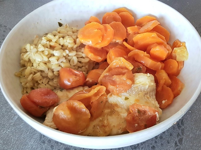 Dos De Cabillaud Sauce Tomate Et Vin Blanc