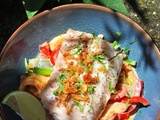 Dos de lingue bleue, poivron rouge, sauce coco