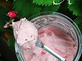 Glace crémeuse à la fraise