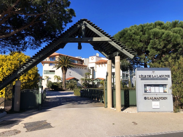L'Almandin — photograph 6