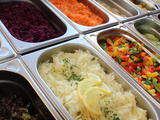 Professionnels de la restauration : 3 conseils pour bien choisir votre saladette réfrigérée