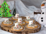 Biscuits bonhommes de neige fondus et Joyeux Noël