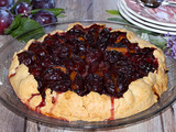 Tarte rustiques aux quetsches, à la poussière de lune