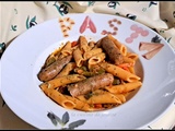 Pâtes aux poivrons, chipolatas et pesto
