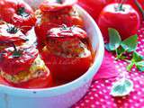 Tomates Farcies au poulet et aux Lardons, sauce Menthe & Basilic