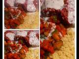 Bol Marocain (couscous, légumes, boulettes de betterave, condimen,t aux fruits secs et sauce à la menthe) Vegan