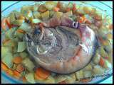 Rouelle de porc aux carottes, pomme de terre, thym et romarin au four