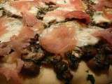 Pizza champignons jambon cru