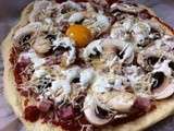 Pizza tomate- jambon-champignon-crème