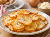 Apfelkiechle : découvrez la délicieuse fusion entre beignet aux pommes et crêpe
