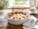 Ce clafoutis sans farine ni sucre bluffe tout le monde (recette ultra légère)