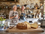 Il goûte ce gâteau corse de sa grand-mère : la recette de Laurent Mariotte étonne tous les invités
