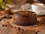 Moelleux au chocolat sans cuisson : le dessert express que tout le monde réussit