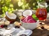Sans sucre ni sorbetière : découvrez cette glace fruits rouges bluffante (prête en 5 min)