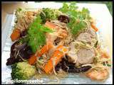 Nouilles chinoises sautées au porc, crevettes, & legumes [#nouvelanchinois #asie]