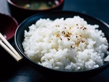 Comment cuire correctement du riz au micro-ondes