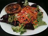Au menu ce soir: Fish cake de saumon thaïe et salade asiatique