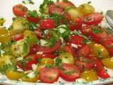 Salade de tomates cerises marinées aux herbes
