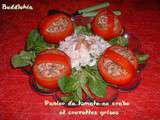 Panier de tomates au crabe et crevettes grises