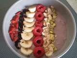 Smoothie bowl fruits rouges/açai et oléagineux