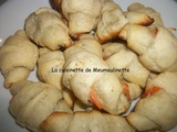 Mini croissants au saumon fumé et kiri