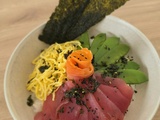 Chirashi sushi