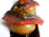 Tapas locas : bocaditos de sardines marinées à l'eau de tomate, piquillo et alcmaria