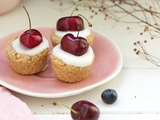 Cookie cups à la cerise : un dessert léger et frais (vegan)