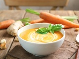 Cocooning en bol : découvrez cette soupe carotte-gingembre (frais) qui réchauffe les coeurs et les chaumières