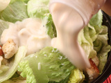 Sauce Caesar maison, délicieuse à souhait sur vos salades composées