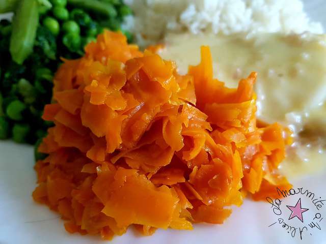 Tagliatelles de carottes, oeuf et petits légumes Préparation 15 mn