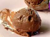 Crème glacée au chocolat et confit de gingembre