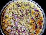 Quiche aux oignons rouges, fêta et miel