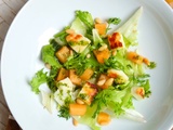 Salade estivale de melon, halloumi grillé et sauce coriandre