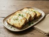 Canapés chauds au fromage gratinés : la recette express en 15 min