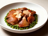 Canard fondant aux petits pois et sa sauce crémeuse