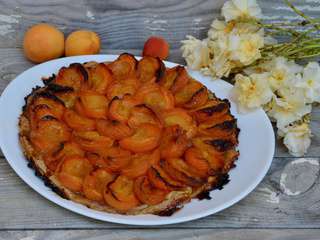 Tarte fine aux abricots