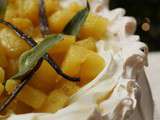 Pavlova à l'ananas rôti à la vanille